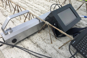  SL-Laser-Profilometer (SySpro Laser): neues mobiles Mess-System mit kompaktem Gehäuse zum Durchfahren in die Gitterträger 