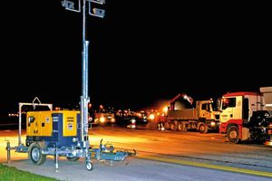  Leistungsstarke Lichtgiraffen aus dem HKL Mietpark waren am Flughafen Wien unermüdlich im Einsatz 